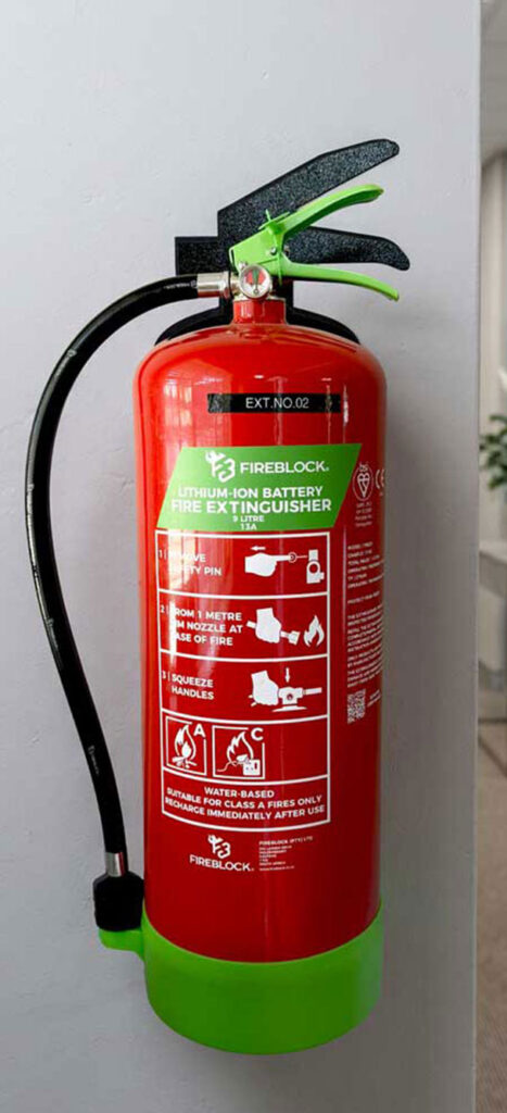 Designer-Backboard-SANS1910-Lithium-Battery-Fire-Extinguisher-01